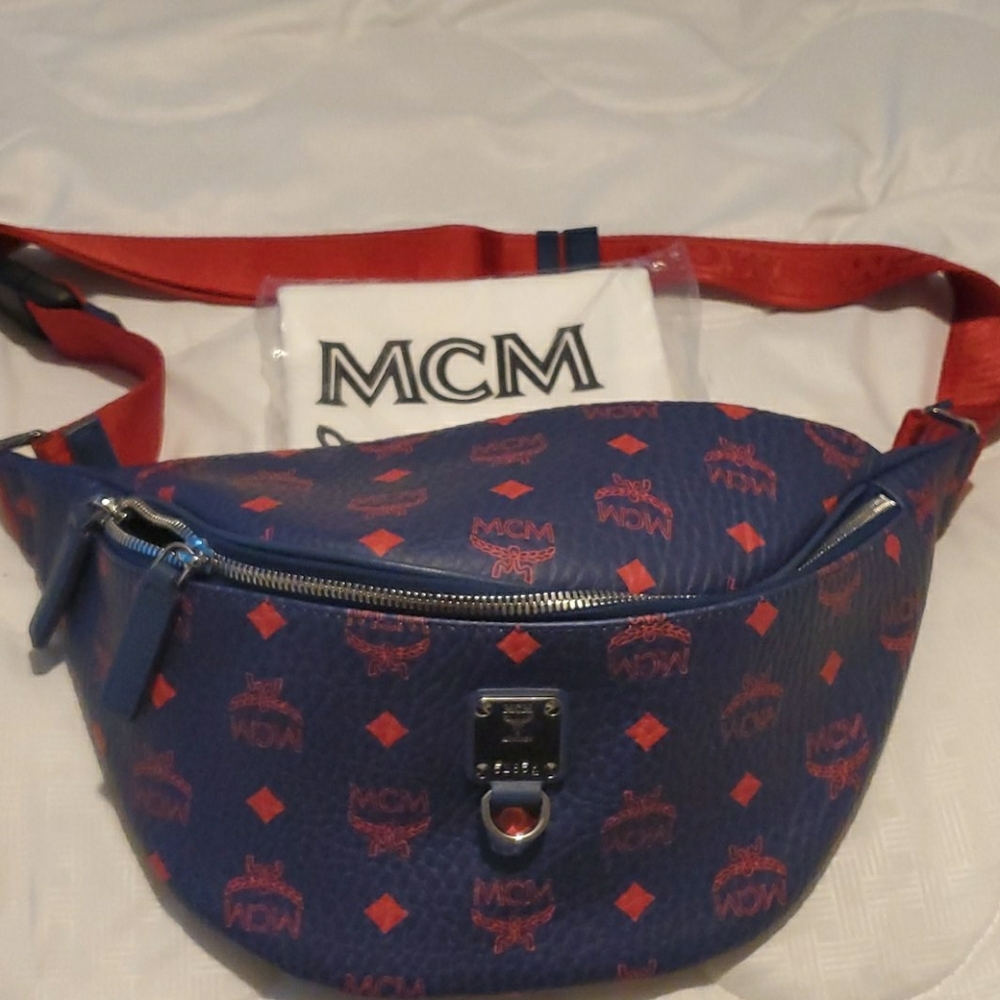 AUTHENTIC"RARE" USED MCM FURSTEN VISETOS BELT BAG